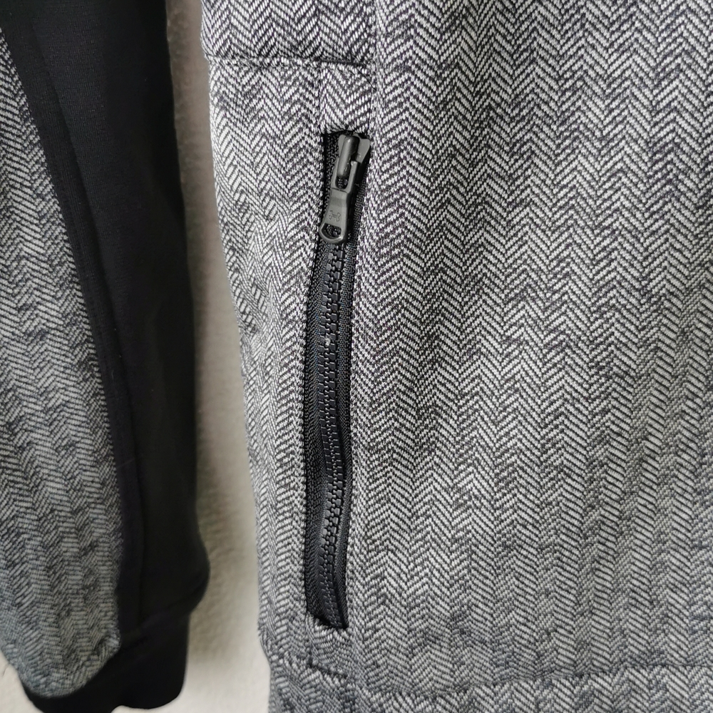 Under armour jacket - Picture 5 of 8